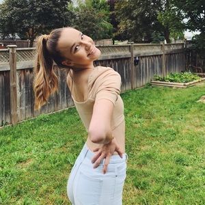 Meet your Posher, Madison